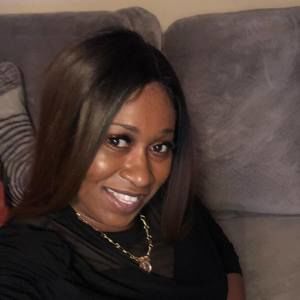 Meet your Posher, Joi